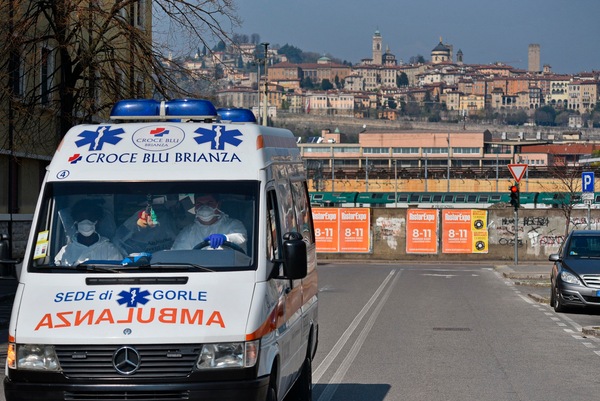 Coronavirus, il futuro dell'Italia: ecco cosa succederà nei prossimi mesi