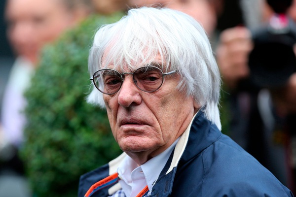 F1, Ecclestone: "Vettel potrebbe affiancare Hamilton alla Mercedes"