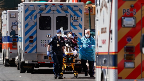 Coronavirus, New York pensa alla realizzazione di fosse comuni in parchi pubblici