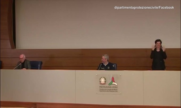 ISS, Rezza: "Non darei l'ok alla ripartenza del calcio"