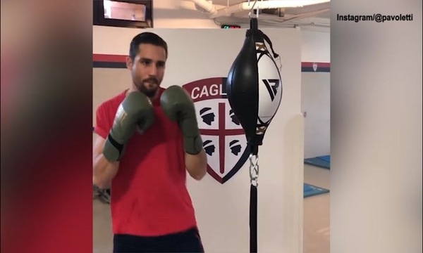 Cagliari, Pavoletti lavora sui colpi di testa