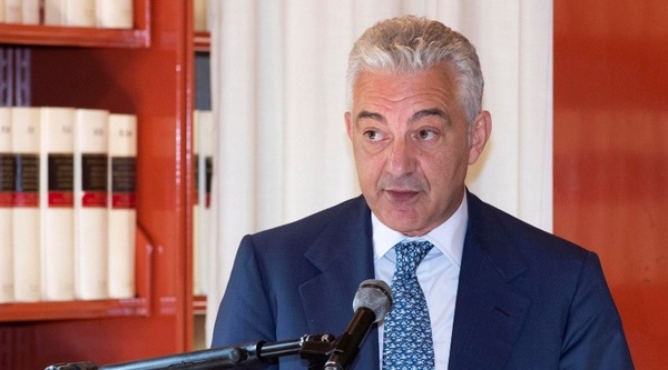Coronavirus, arriva l'App: "La deve scaricare almeno il 70% della popolazione"