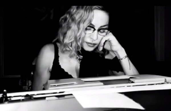 Coronavirus, Madonna: "Sono stata contagiata e sono immune. Ora esco"