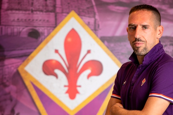 Fiorentina, Ribery a Firenze per i test sierologici