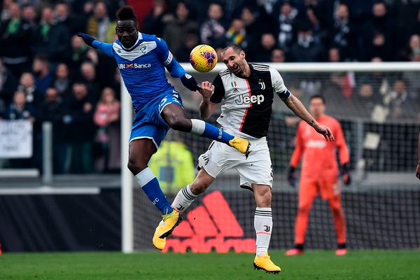 Chiellini: "Balotelli una persona negativa. Felipe Melo una mela marcia"