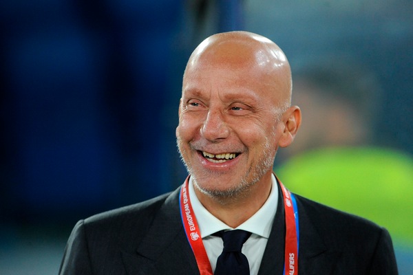 Vialli racconta la malattia: "Adesso piango senza vergogna"