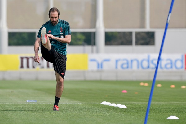 Juve, così Sarri salva Higuain