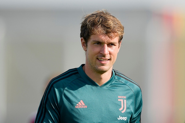 Juve, Ramsey: "Dybala è super, Ronaldo tra i migliori della storia"