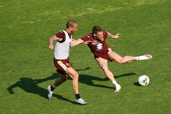 Torino, partitella 11 contro 11 per concludere la settimana