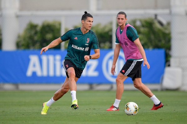 Juve, partitella allo Stadium alle 21.45: ecco come seguirla