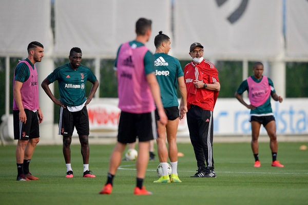 Juve, seduta mattutina agli ordini di Sarri