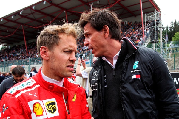 F1 Mercedes, Wolff: "Vettel? Un campione non può essere ignorato"