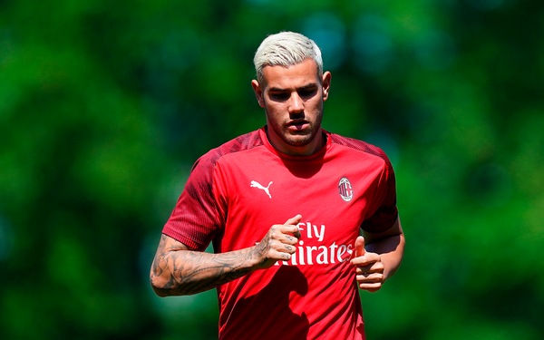 Milan, senti Theo Hernandez: "Voglio restare, qui sono entusiasta"