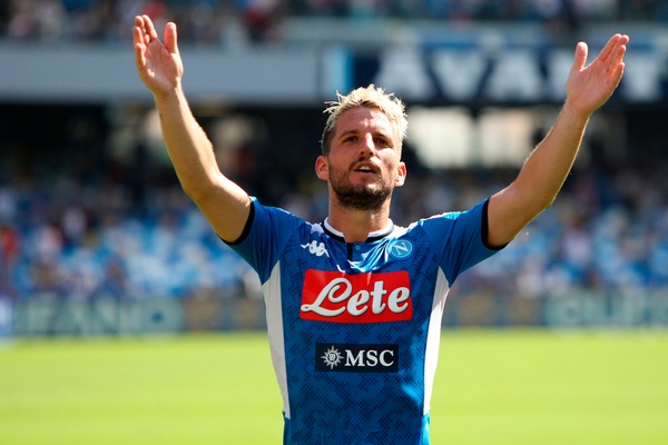 Napoli, Giuntoli: "Il rinnovo di Mertens è scontato"
