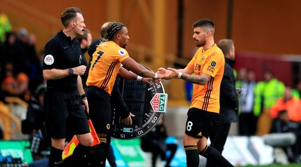 Liverpool, altro che crisi: 122 milioni per Adama e Neves!