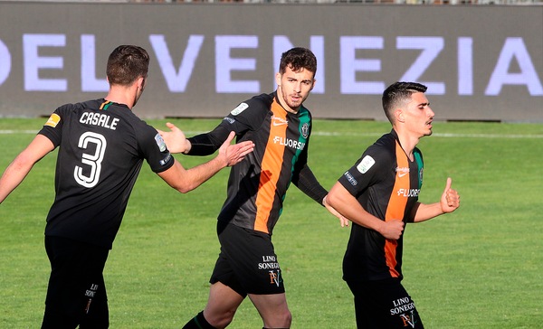 Serie B, Pordenone-Venezia si gioca!