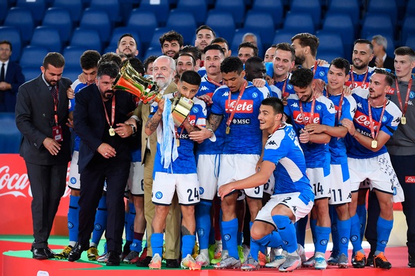 Il Napoli fa festa grande: la Coppa Italia è sua