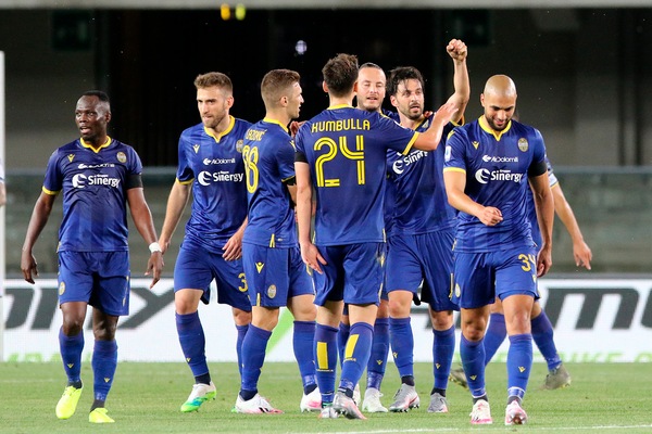 Verona-Cagliari 2-1: Di Carmine show, a Zenga non basta Simeone