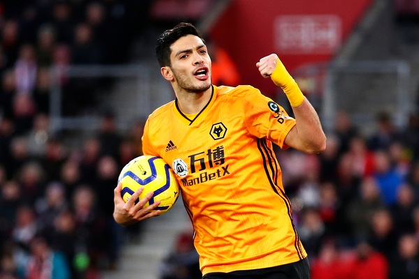 Juve, pressing per Milik. Ma Raul Jimenez...
