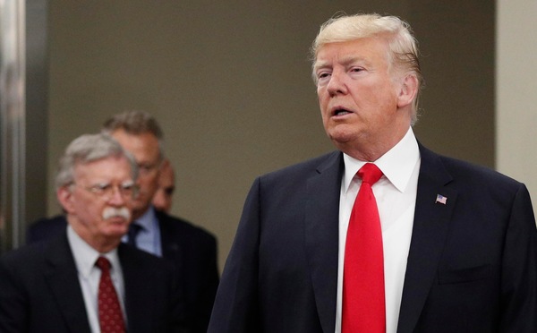 Trump, stadio semivuoto per lui in Oklahoma: la colpa è di Tik Tok!