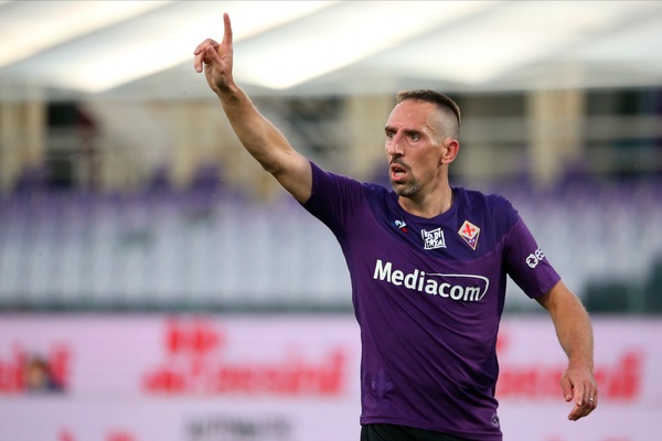 Fiorentina, Pradè: "Un malinteso le parole di Ribery"