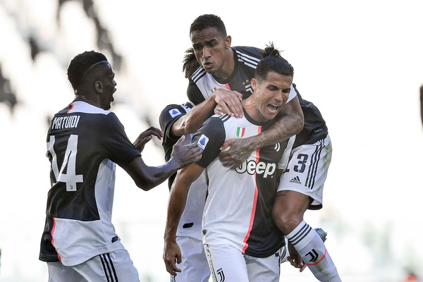 Serie A, Juve-Torino 4-1: Dybala, Cuadrado e Ronaldo show. Il gol di Belotti non basta
