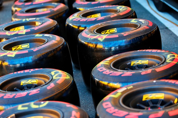 F1, doppia scelta di Pirelli per i due Gp a Silverstone