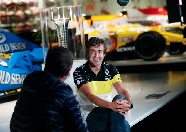 F1 Renault, Symonds: "Nel 2022 Alonso sarà protagonista"