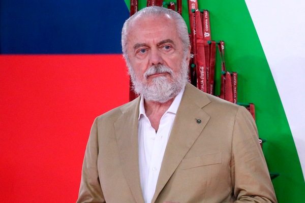De Laurentiis: "Barcellona-Napoli? Uefa imbarazzante. Una follia ripartire il 12 settembre"