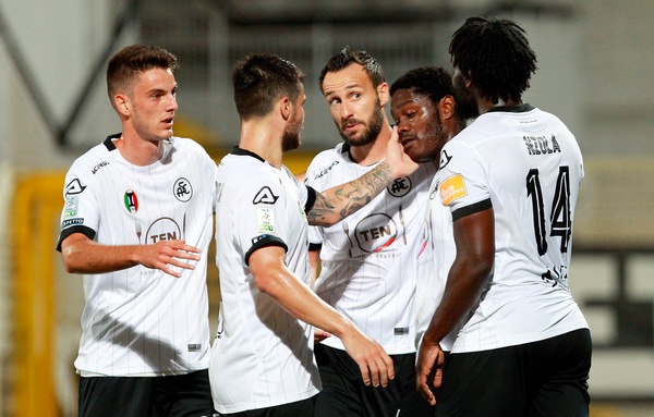 Diretta Serie B dalle 21: probabili formazioni e dove vederla in tv