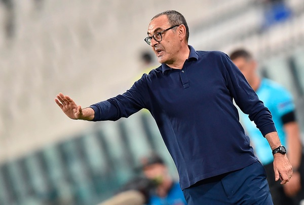 Juventus, Sarri più out che in. Agnelli: "Ci prendiamo qualche giorno"