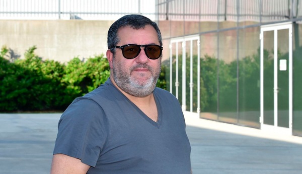 Raiola: «Pogba a Manchester è infelice, deve cambiare aria»