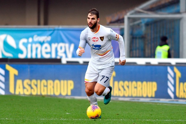 Coronavirus, positivo Tachtsidis del Lecce