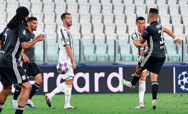 È di Cristiano Ronaldo il gol più bello della Champions. 3° Cuadrado