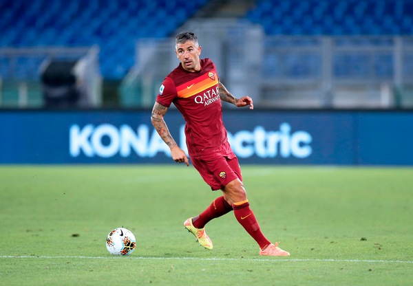 Inter, Kolarov è a Milano: visite mediche e poi firma