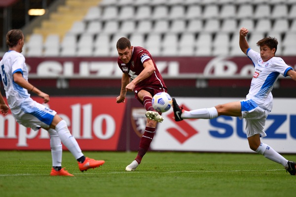 Torino, per Giampaolo buona la prima: poker al Novara