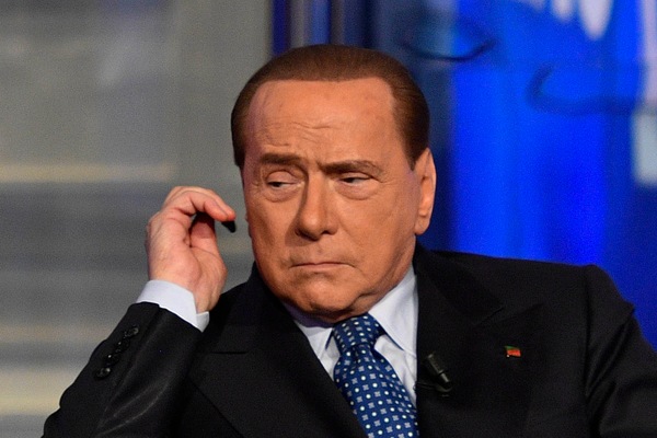 Zangrillo: "Berlusconi? A marzo il Coronavirus lo avrebbe ucciso"