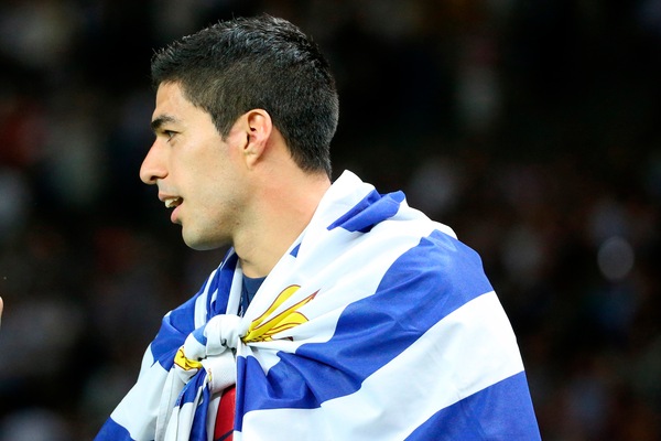 Suarez e il passaporto, giorni di fuoco per la Juve