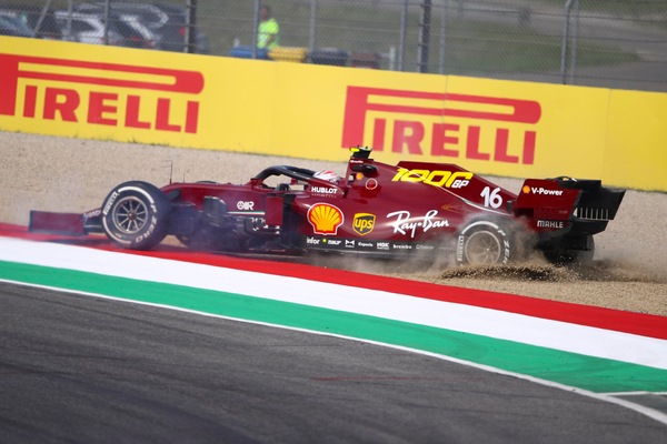 GP Toscana: le Mercedes comandano nelle seconde libere, Leclerc decimo