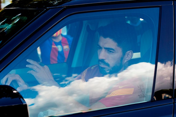 Mundo Deportivo: "Juve, Suarez ora fa la guerra al Barcellona"
