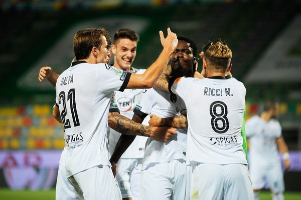 Spezia, dall'Hajduk arriva il difensore Ismajli: è ufficiale
