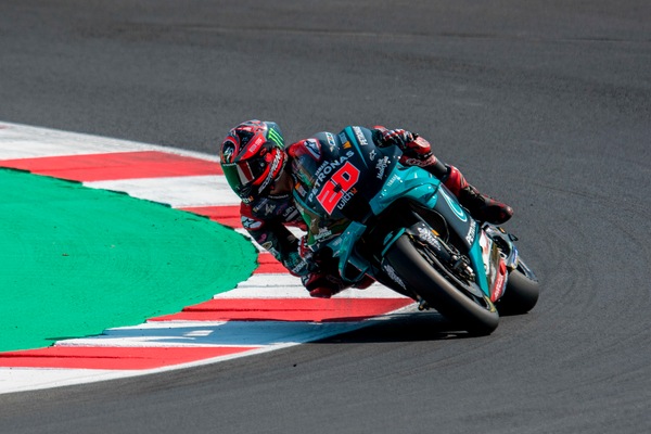 GP Catalogna, Quartararo velocissimo nelle libere, ottavo Valentino Rossi