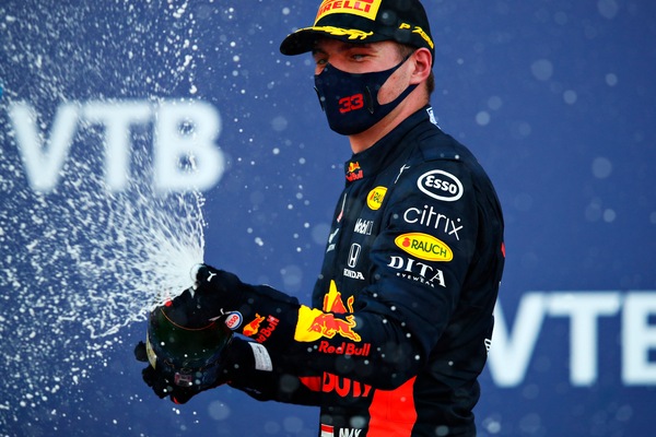 Gp Russia, Verstappen: "Soddisfatti di chiudere in mezzo alle Mercedes"