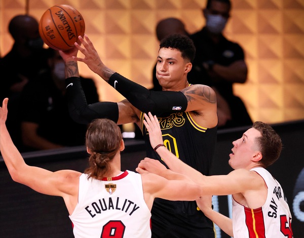 Lakers trascinati da LeBron e Davis: Miami ancora ko nella finale Nba