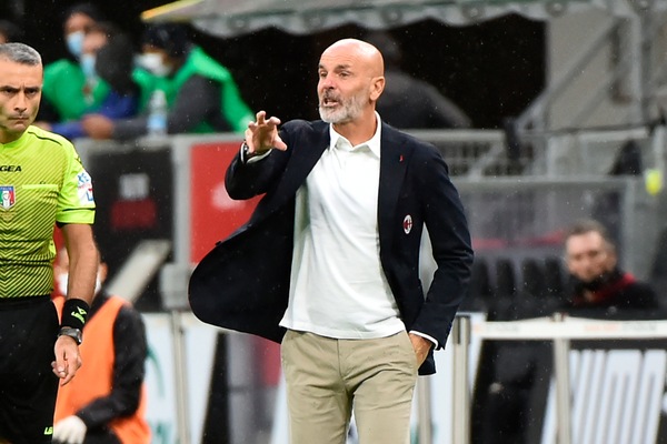 Milan, Pioli: "Ci serve un difensore centrale. Juve-Napoli? Sono preoccupato"