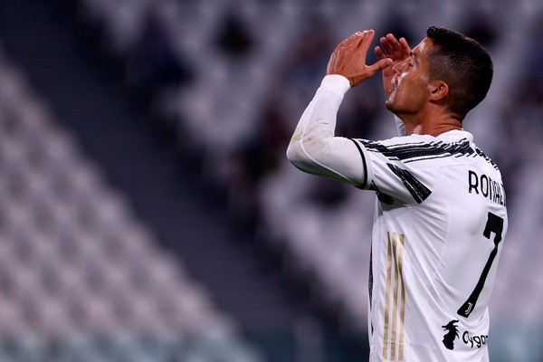 Correio de Manha: "Cristiano Ronaldo ancora positivo al Coronavirus". Resta a rischio per il Barça