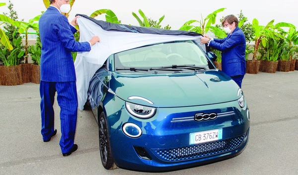 Fiat 500e, Olivier François: "Trascineremo tutti verso l'elettrico"