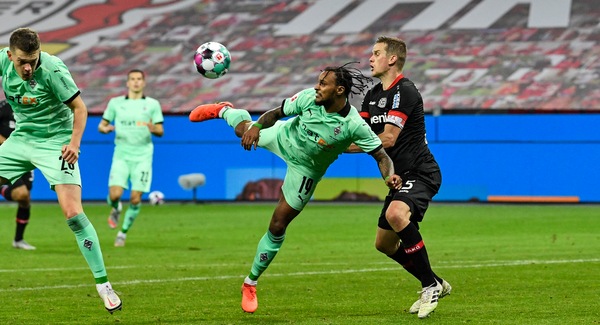Lazaro, show dell'ex Inter in Bundesliga: segna il gol dello scorpione! VIDEO