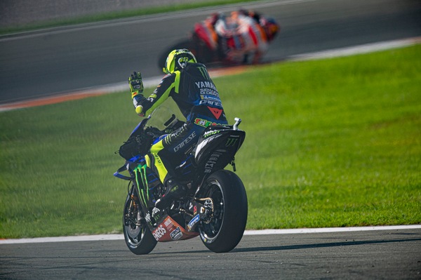GP Valencia, Valentino Rossi: "Non sarà facile, ma abbiamo un'altra possibilità"