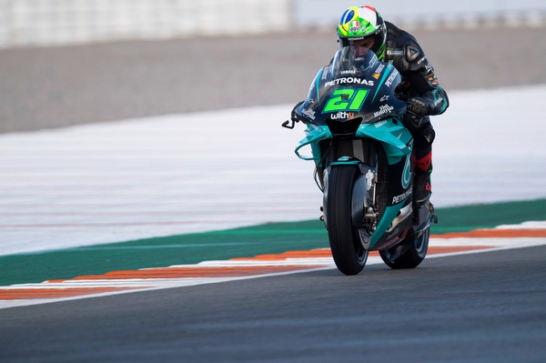 Gp Valencia: Morbidelli il più veloce nel warm up, Valentino Rossi quindicesimo